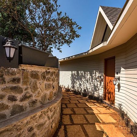 Saffronstays Harrier Crest, Lonavala - A Frame Villa With Bathtub Serving Delicious Veg Food Exteriér fotografie